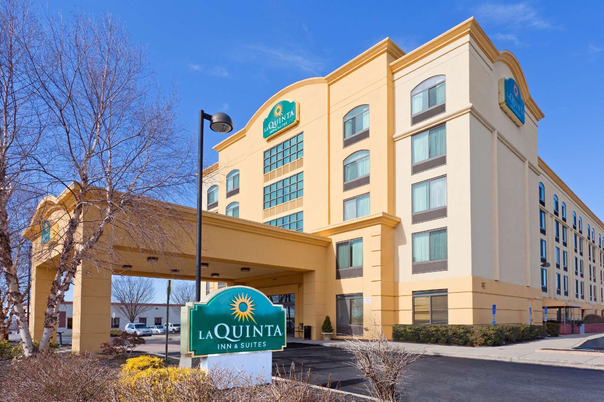 La Quinta By Wyndham Garden City Ngoại thất bức ảnh