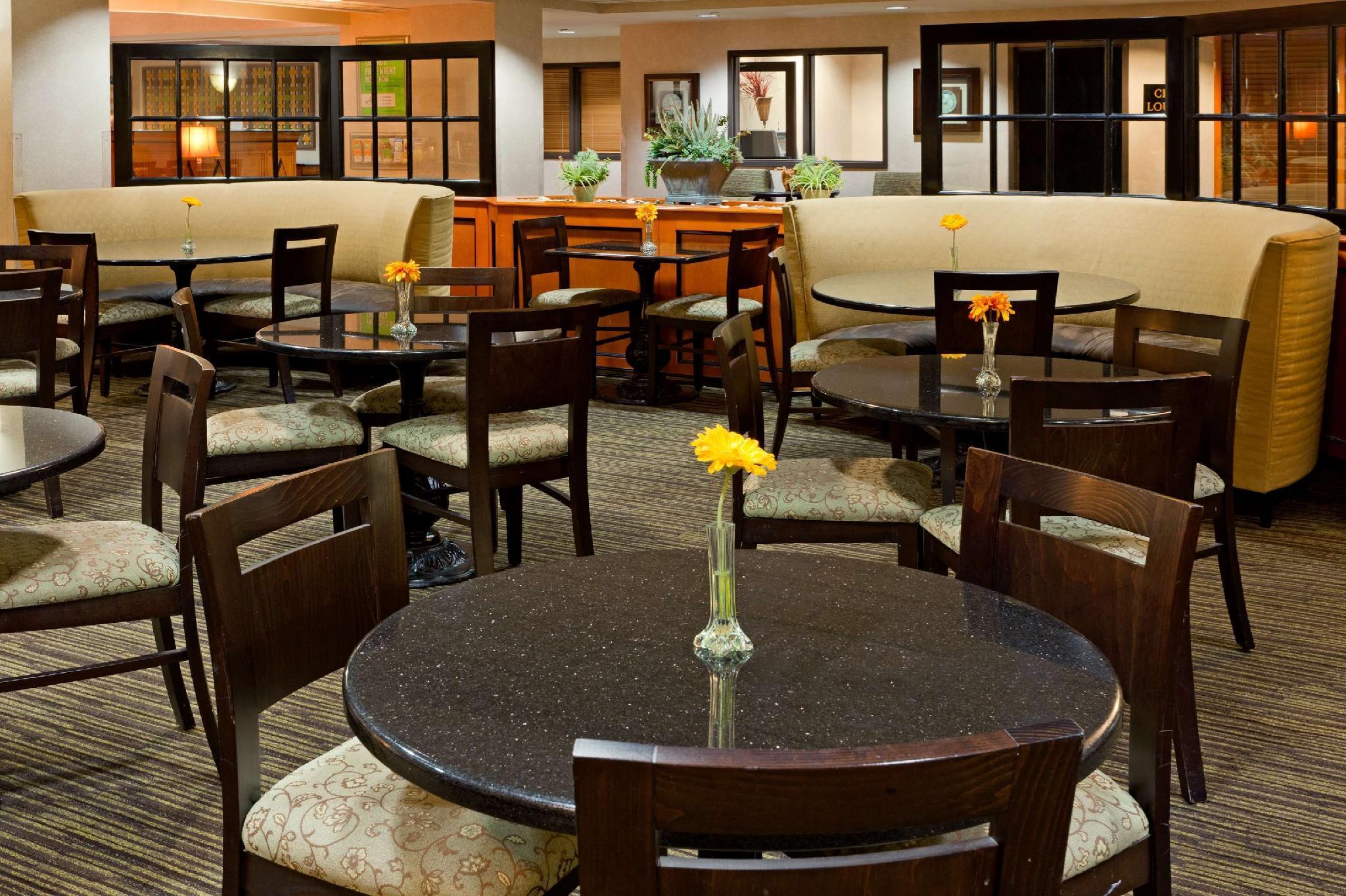 La Quinta By Wyndham Garden City Ngoại thất bức ảnh