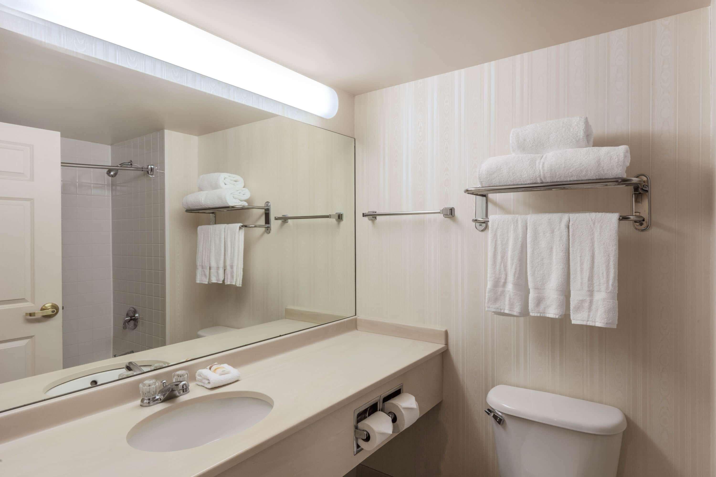 La Quinta By Wyndham Garden City Ngoại thất bức ảnh