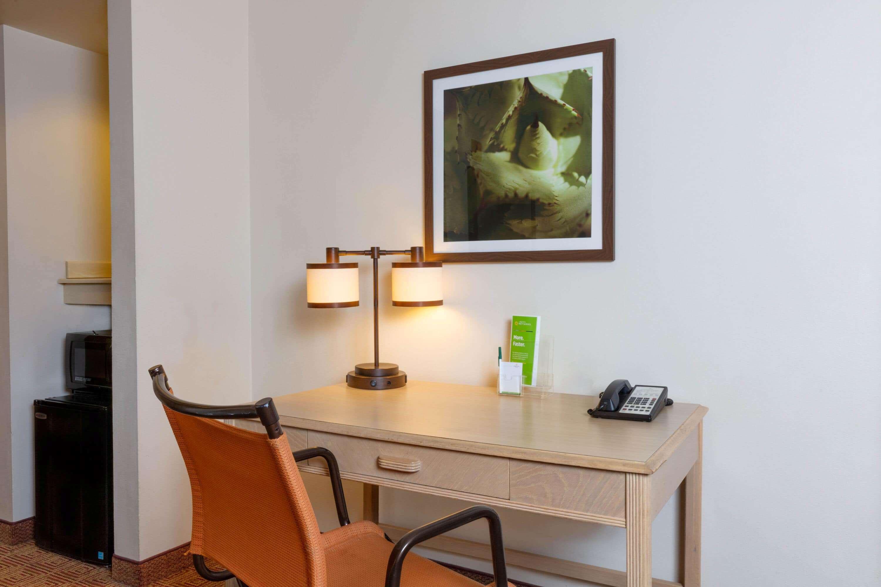 La Quinta By Wyndham Garden City Ngoại thất bức ảnh