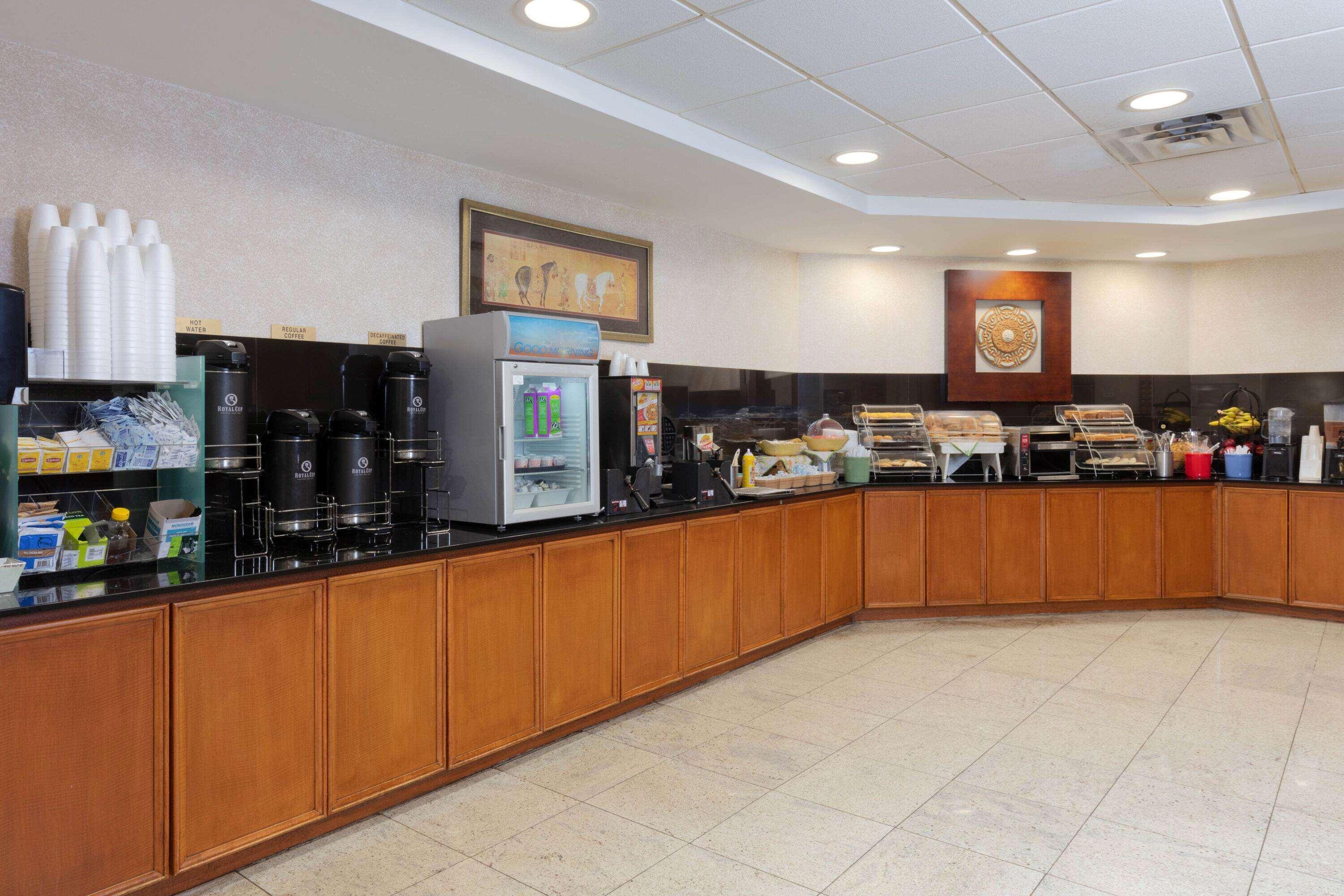 La Quinta By Wyndham Garden City Ngoại thất bức ảnh