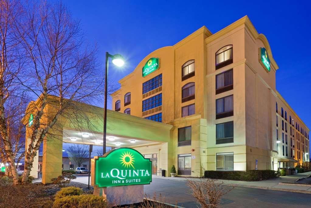 La Quinta By Wyndham Garden City Ngoại thất bức ảnh